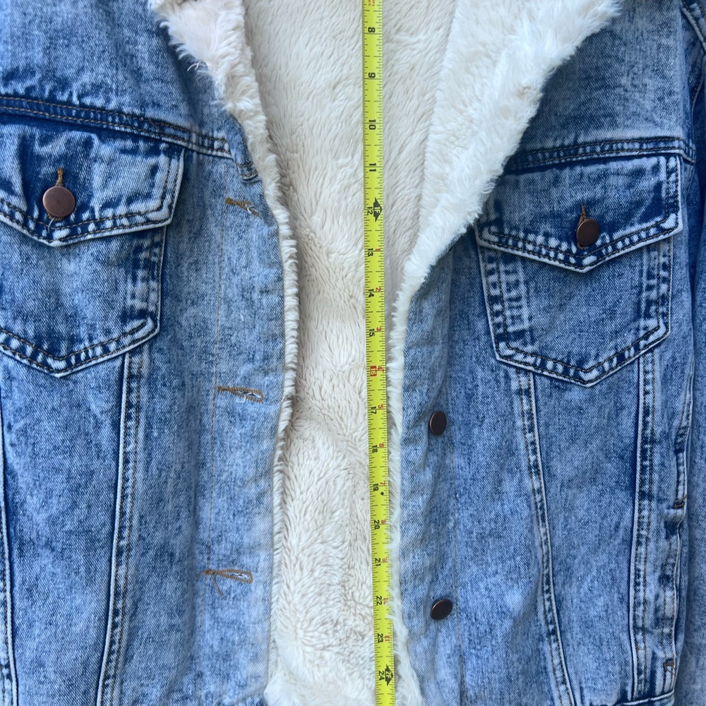 A.Peach Oversized Retro Denim Jacket Extremely Soft Faux Fur Lining - Picture 9 of 12